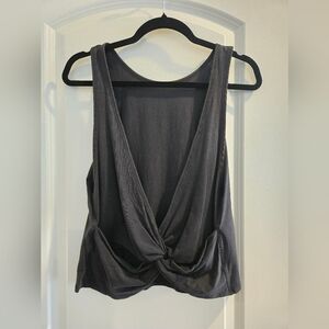 Lululemon Twist It Tank - Size 6 (Tear Away Tag Removed)
